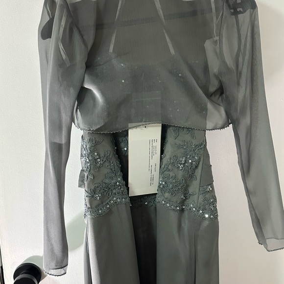 Jade by Jasmine, mother of the bride dress - Picture 9 of 11